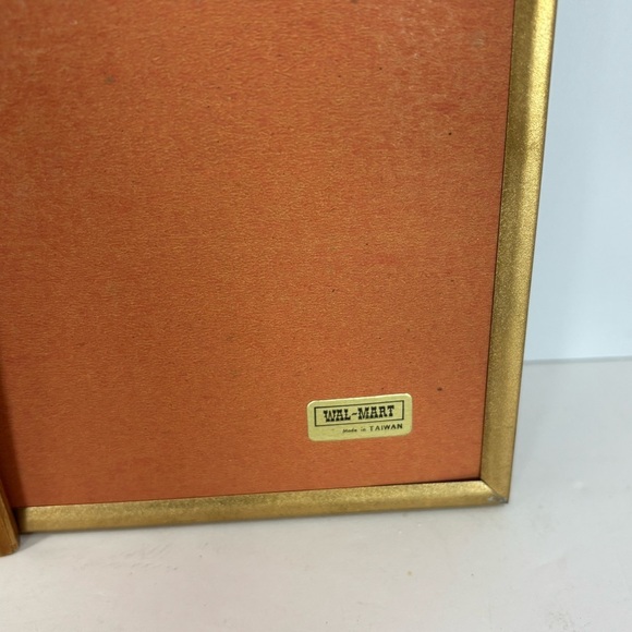 Vintage Mirror Little Boy Kneeling In Prayer On Bed W/Dog-70’s Walmart Decor MCM - Picture 6 of 7